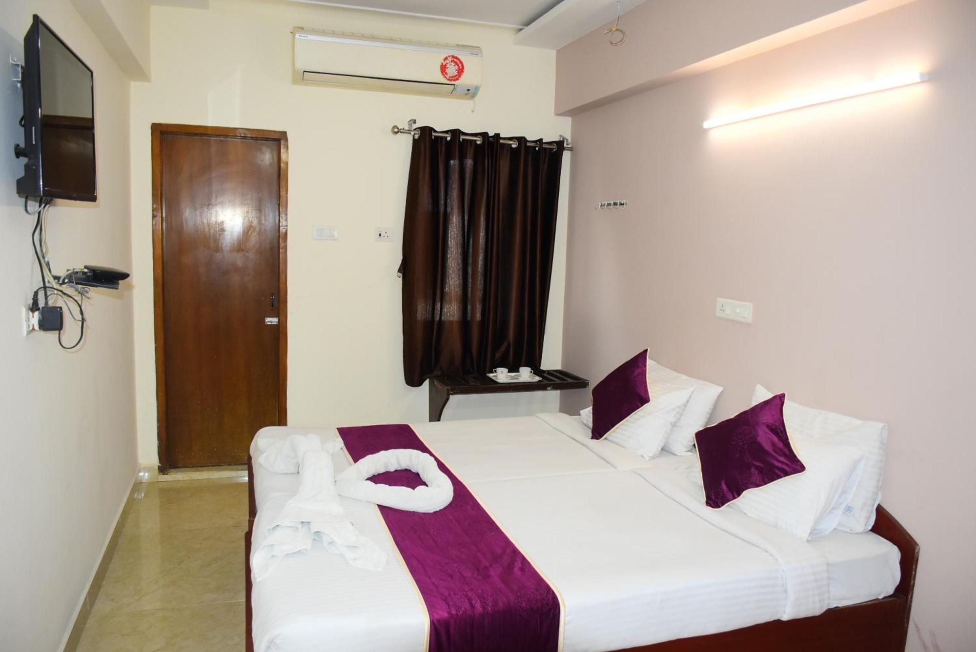 Naksha Tree Hotels Kishore Inn - Koyambedu Chennai Luaran gambar