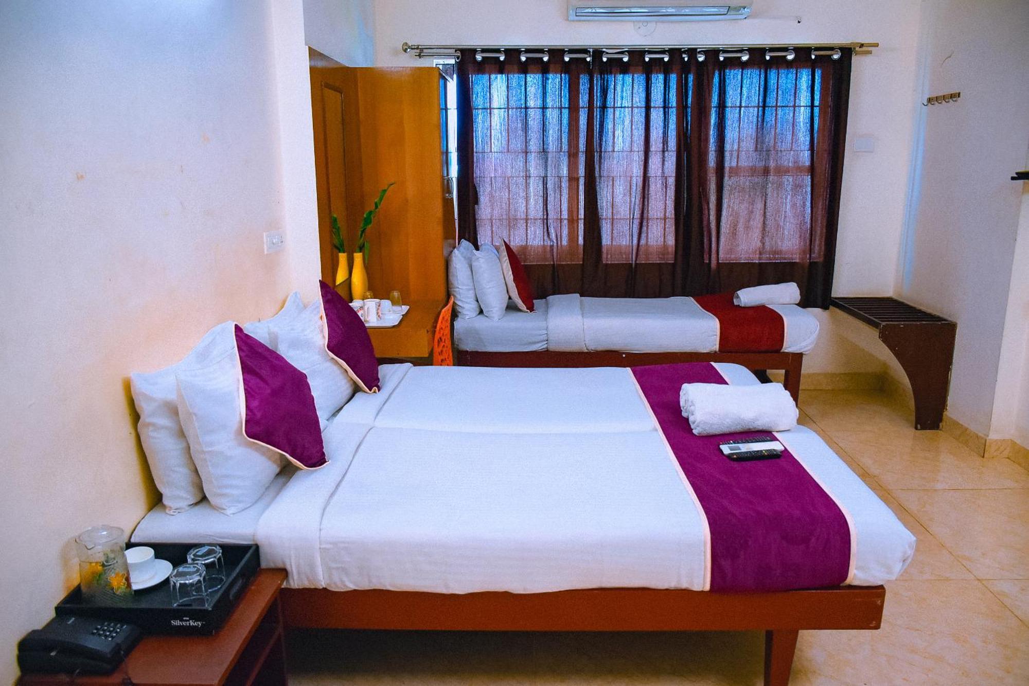 Naksha Tree Hotels Kishore Inn - Koyambedu Chennai Luaran gambar