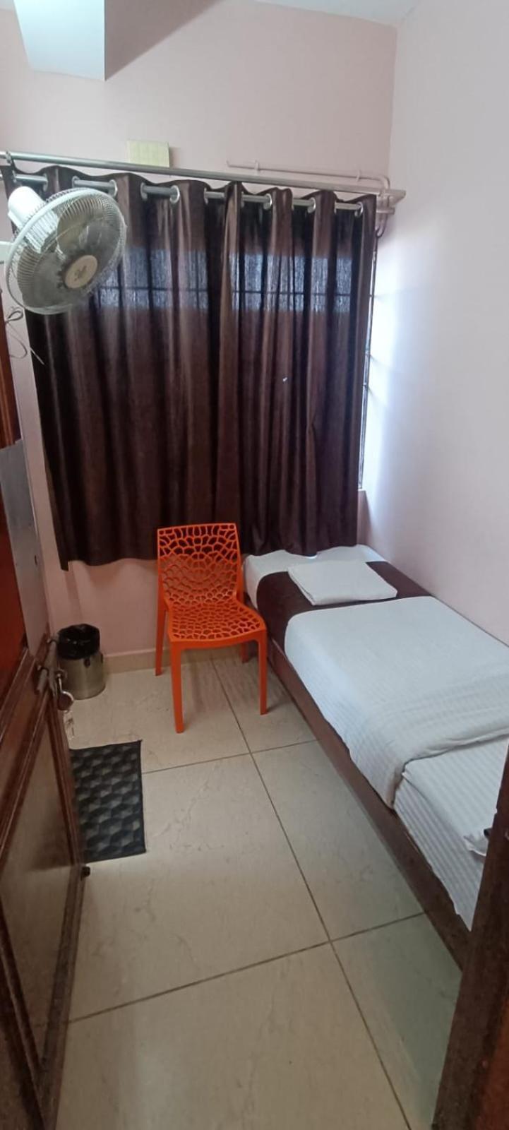 Naksha Tree Hotels Kishore Inn - Koyambedu Chennai Luaran gambar
